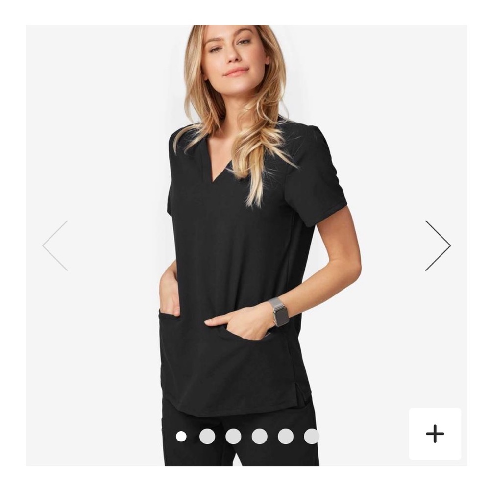 Black figs casma scrub top-medium
